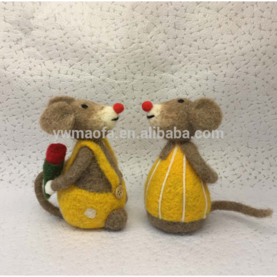 Wholesale 100% Handmade Woolen Felt Animals Toys Bedroom Decoration Crafts For Kids